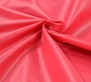 Chiny Czerwony / różowy / żółty poliestrowy materiał z tafty na podszewkę z tkaniny dostawca